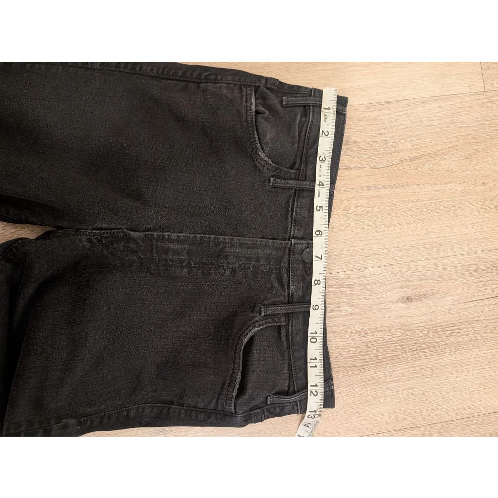 MOTHER Hustler Ankle Fray Black Jeans Size 26 Denim Pants Revolve Cropped Flared